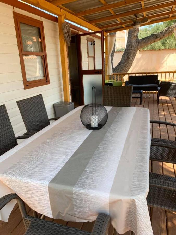 Coral Mobile Home Привлака Экстерьер фото